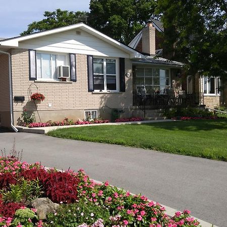 ナイアガラ・フォールズ トリリウム ベッド ＆ ブレックファースト Bed & Breakfast エクステリア 写真