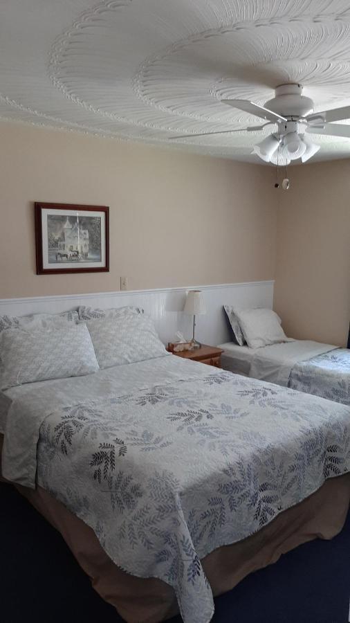 ナイアガラ・フォールズ トリリウム ベッド ＆ ブレックファースト Bed & Breakfast エクステリア 写真