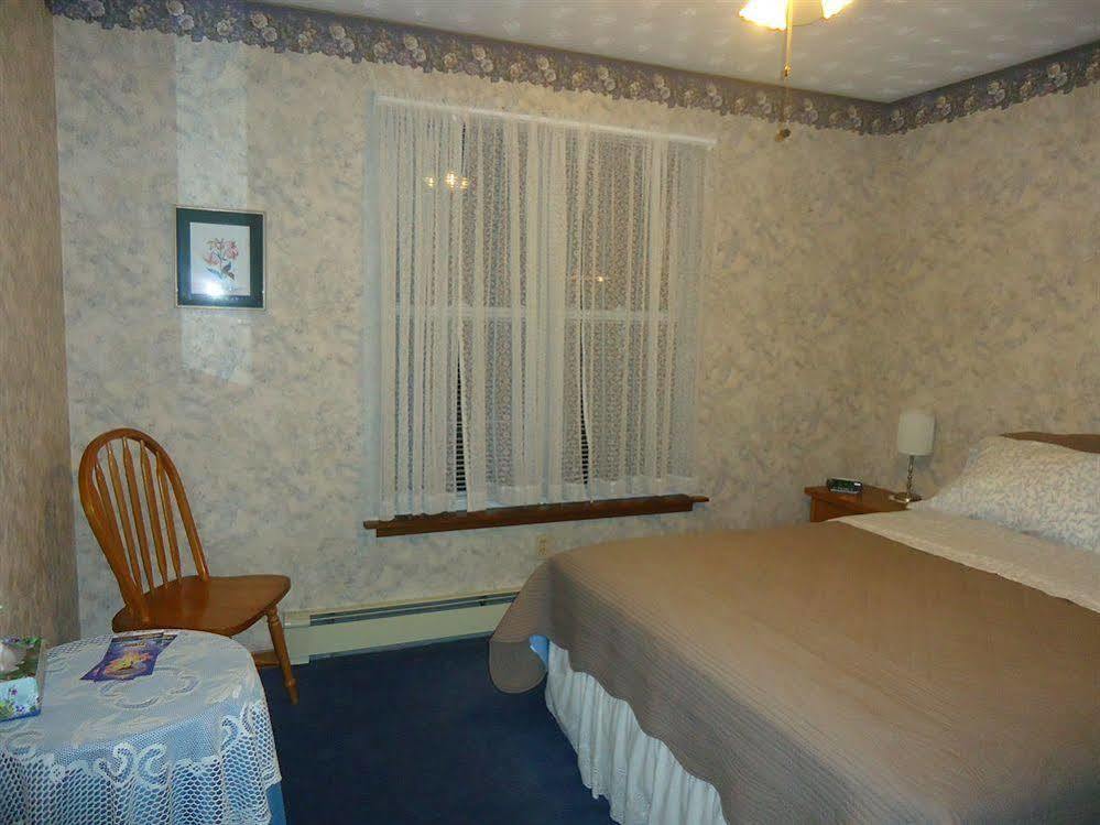 ナイアガラ・フォールズ トリリウム ベッド ＆ ブレックファースト Bed & Breakfast エクステリア 写真